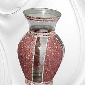 Elegant Glitter Vase with Silver Accents